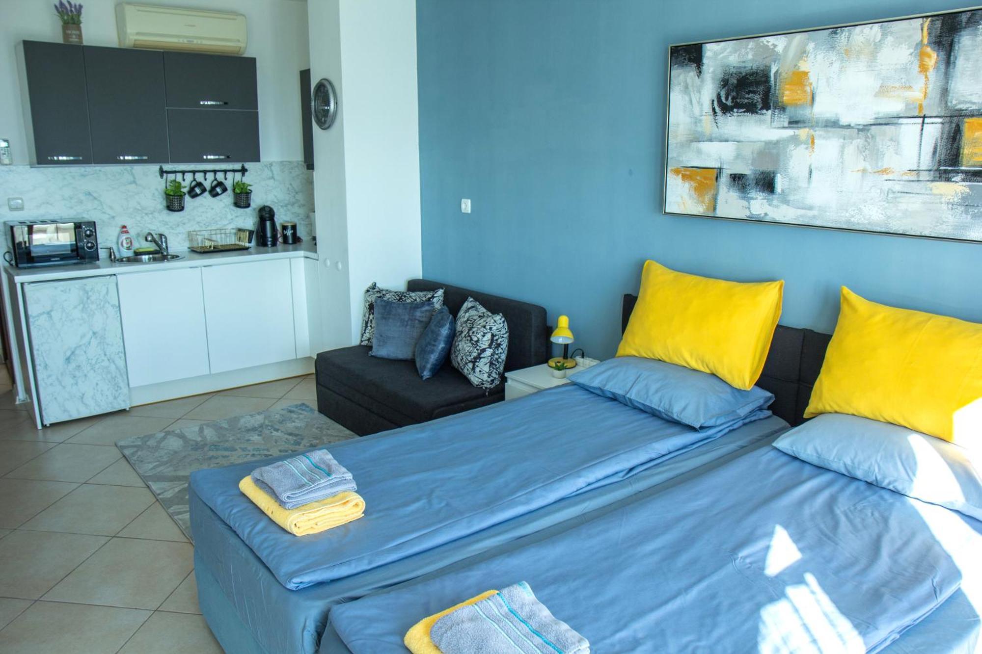 Black Sea Narcissus - Quiet Studio With Amazing Sea View Varna Exterior photo